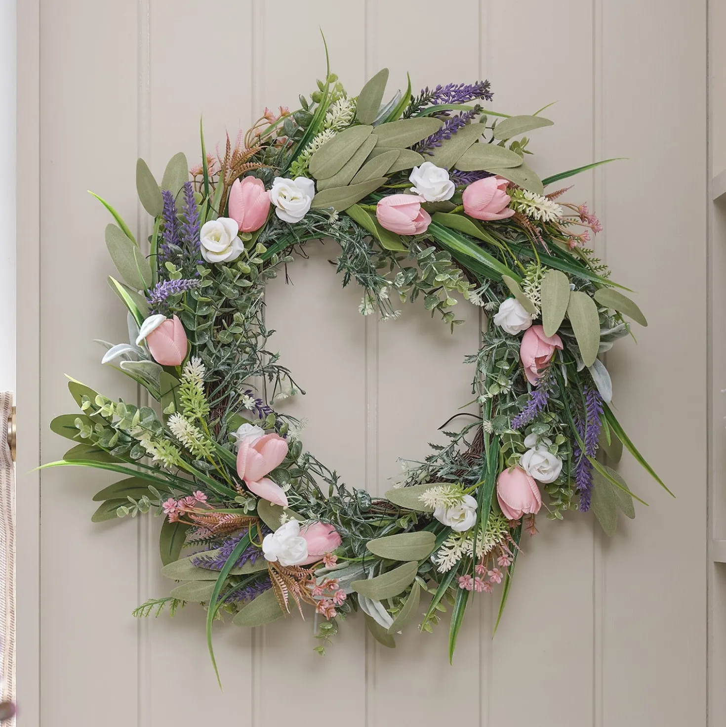 Batteriebetriebener LED-Tulpenkranz 55cm mit Lavendel & Rosen