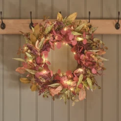 50cm Herbstkranz mit Laubfärbung und Beleuchtung
