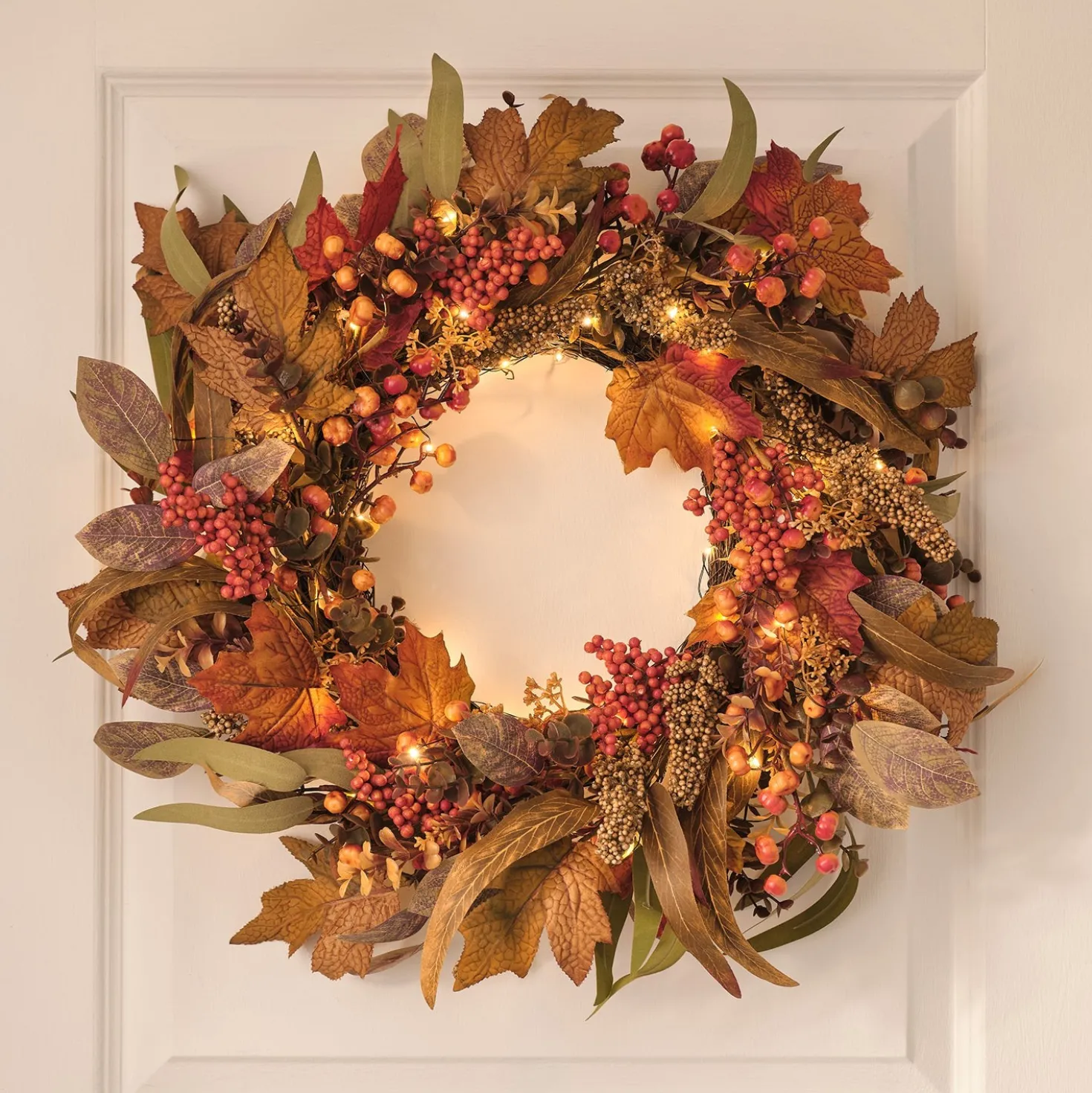 60 cm LED-Herbstkranz mit Beleuchtung & Timer in Rot-Grün