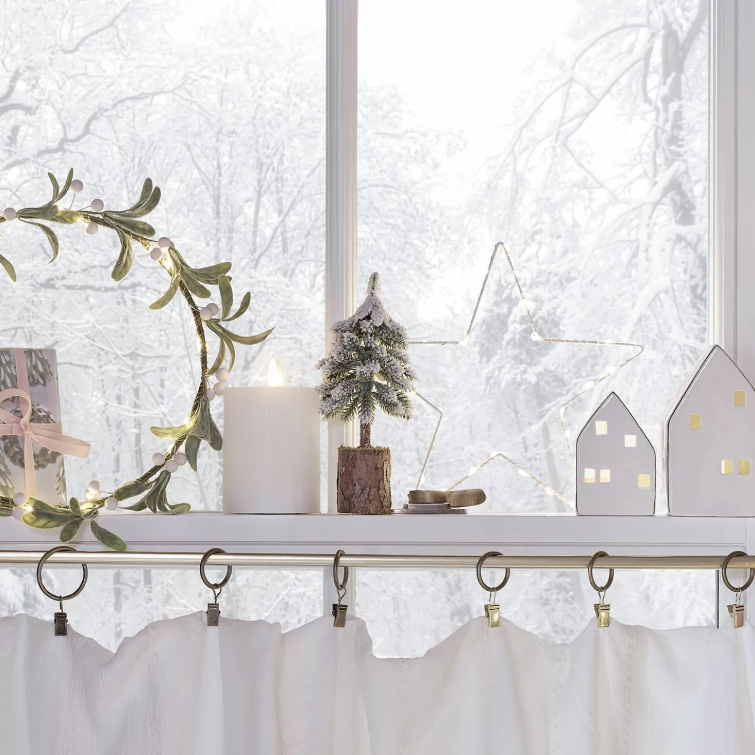 25cm LED Mistelzweig Weihnachtskranz minimalistisch