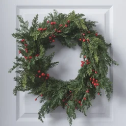 45cm Weihnachtskranz rote Beeren mit Beleuchtung