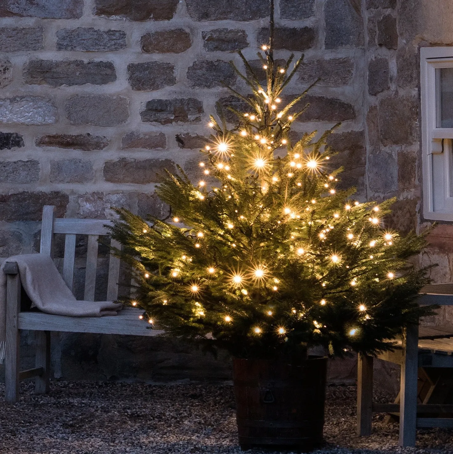 Core Connect 10m 100er LED Lichterkette warmweiß koppelbar grünes Kabel