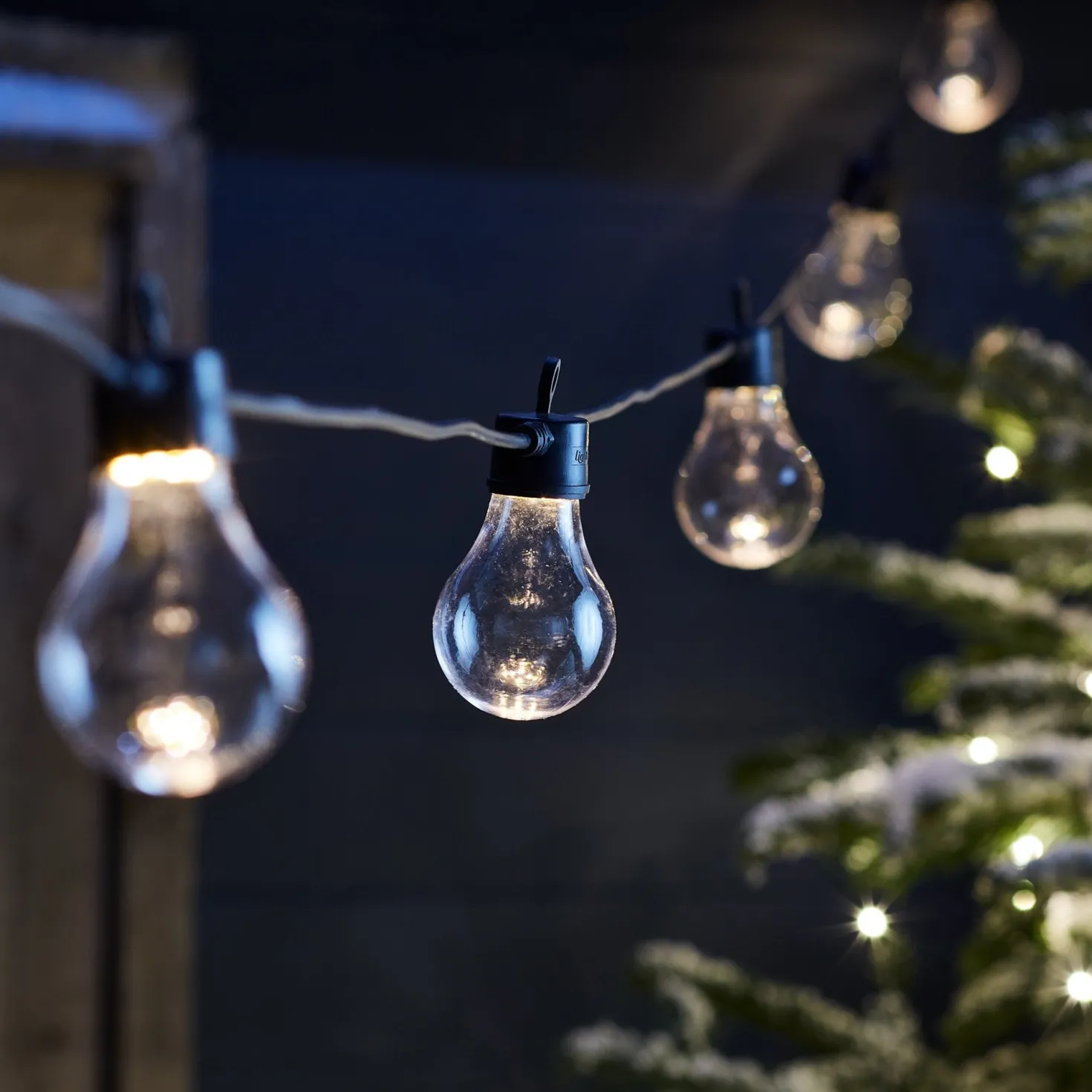 Core Connect 30m 60er Party Lichterkette warmweiß koppelbar schwarzes Kabel