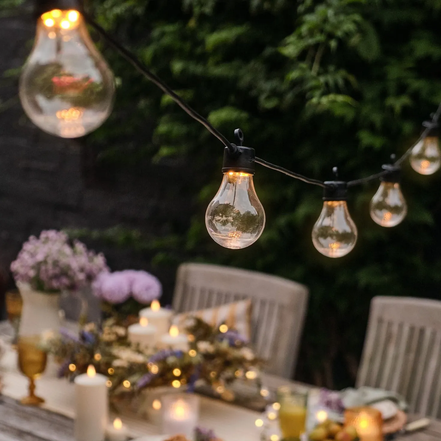 Core Connect 30m 60er Party Lichterkette warmweiß koppelbar schwarzes Kabel