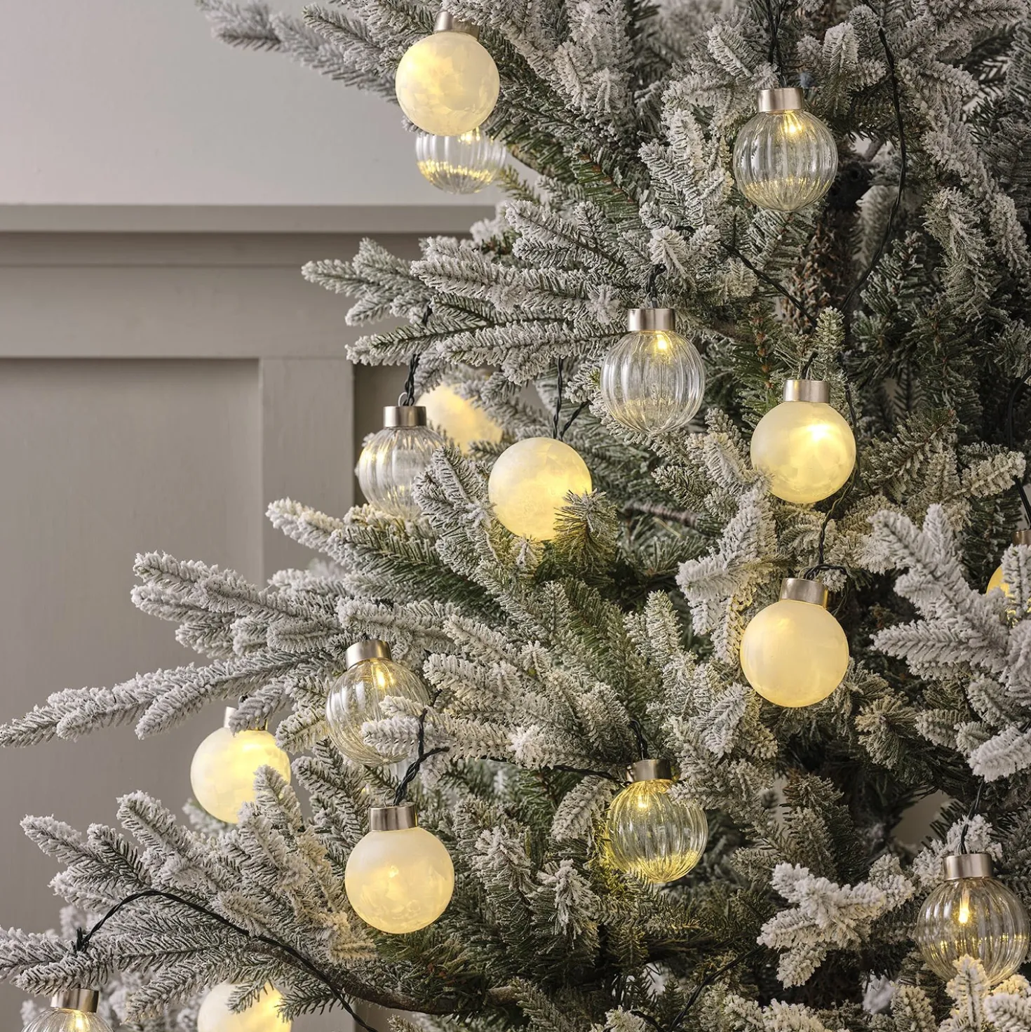 25er LED Lichterkette Weihnachtsbaumkugeln warmweiß