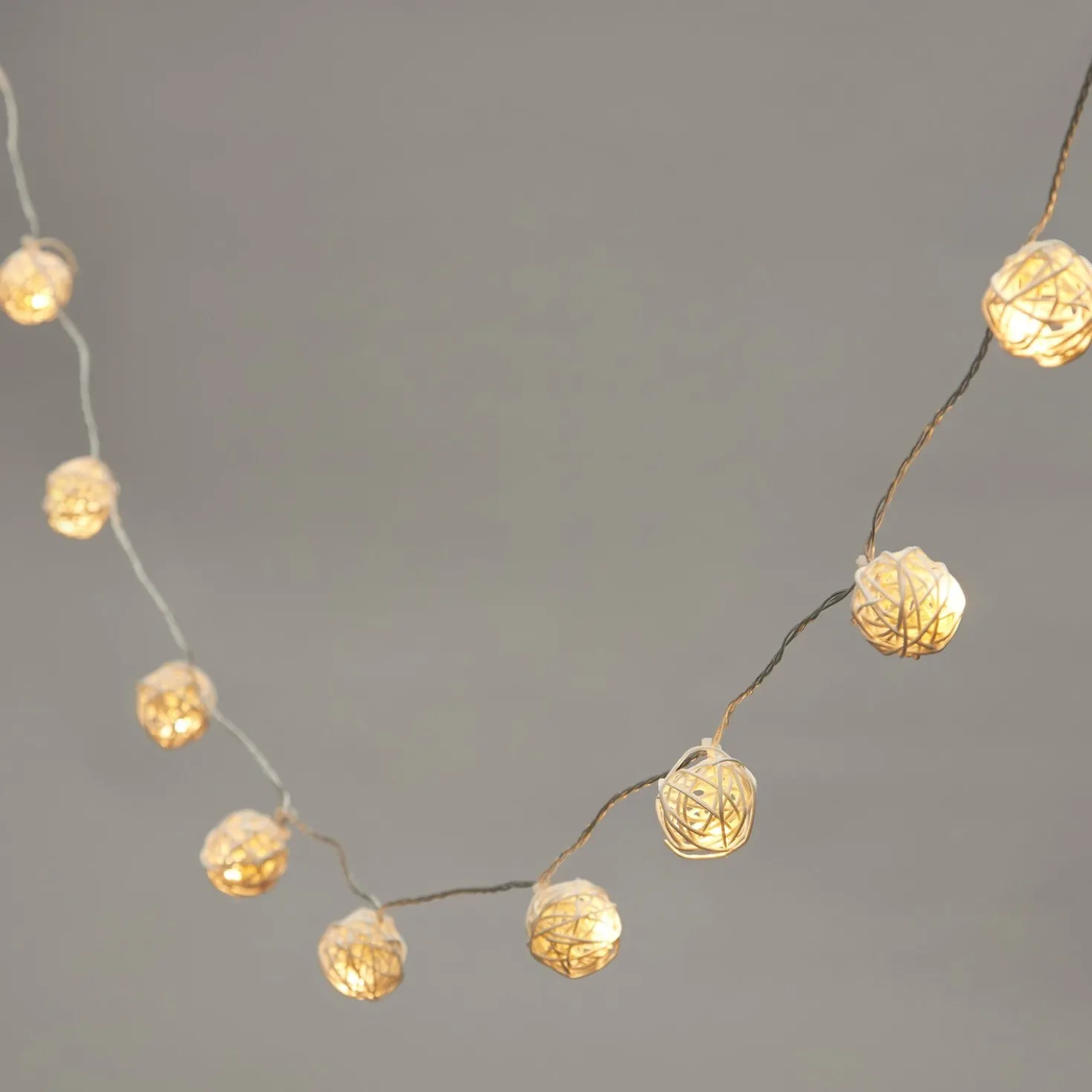 16er LED Rattan Lichterkette warmweiß Batteriebetrieb
