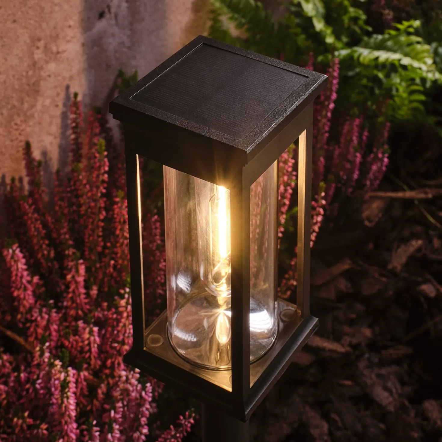 2er-Set "Cragside" Solar-Gartensteckleuchten mit warmweißer LED
