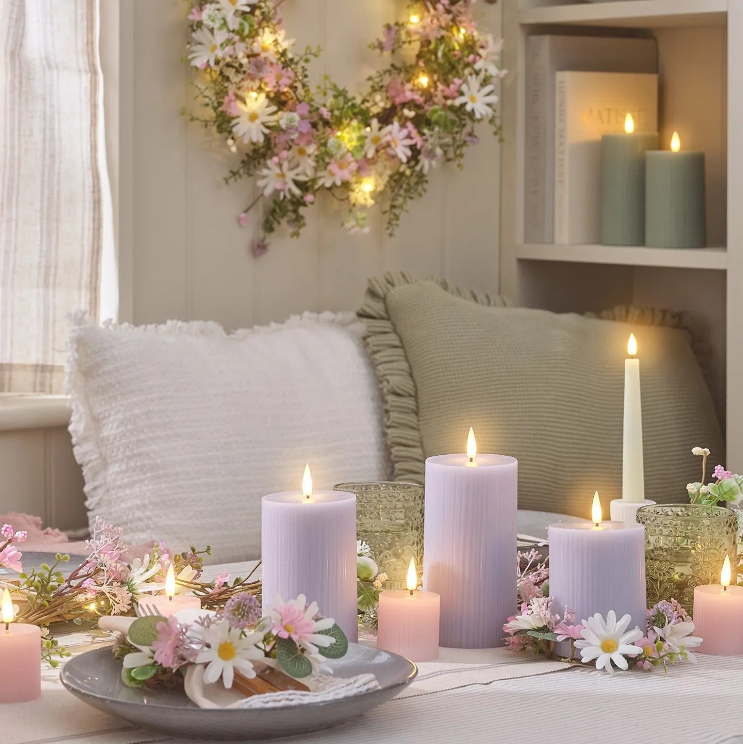 2er Set LED-Blumenkranz & Girlande mit Margeriten in Pastell