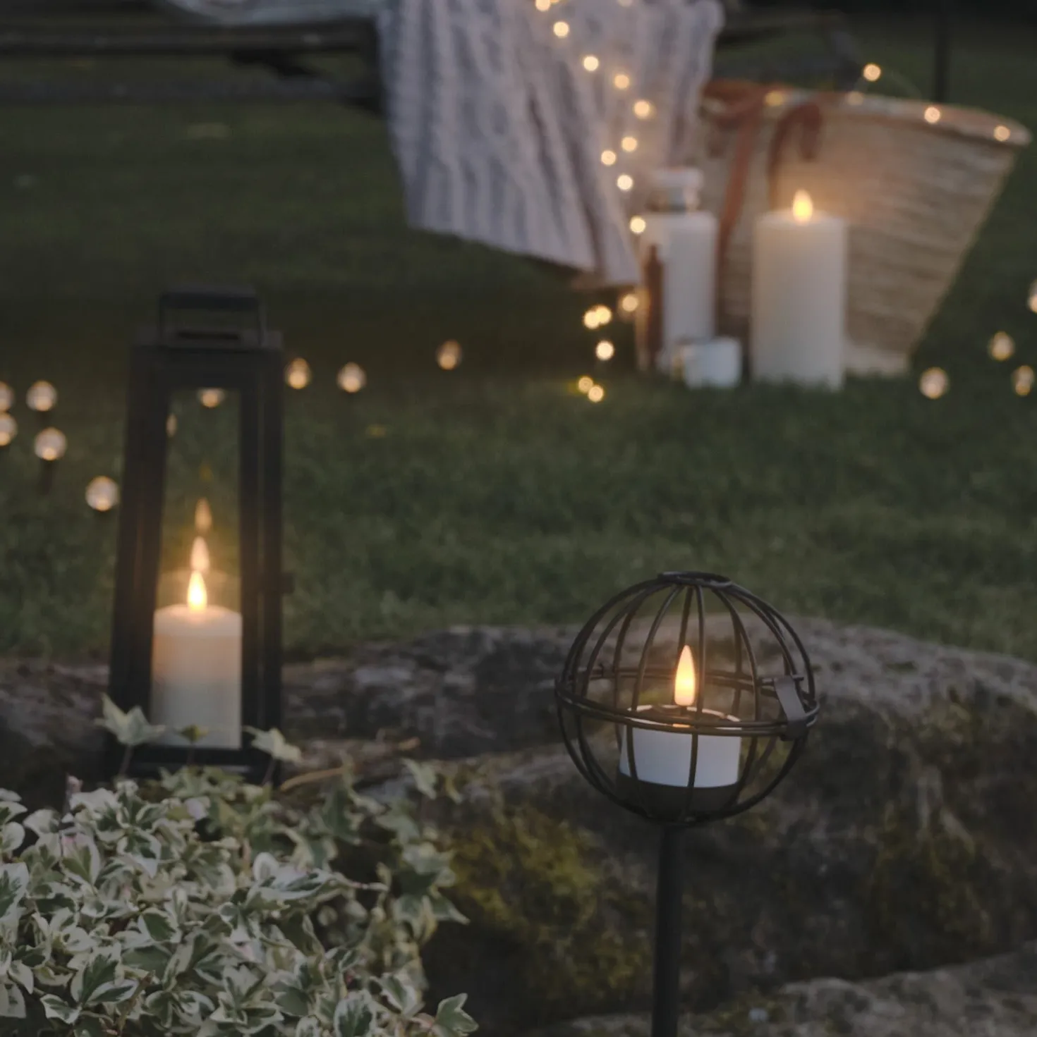 4er Set Outdoor TruGlow® Solar-Teelichter mit Erdspieß