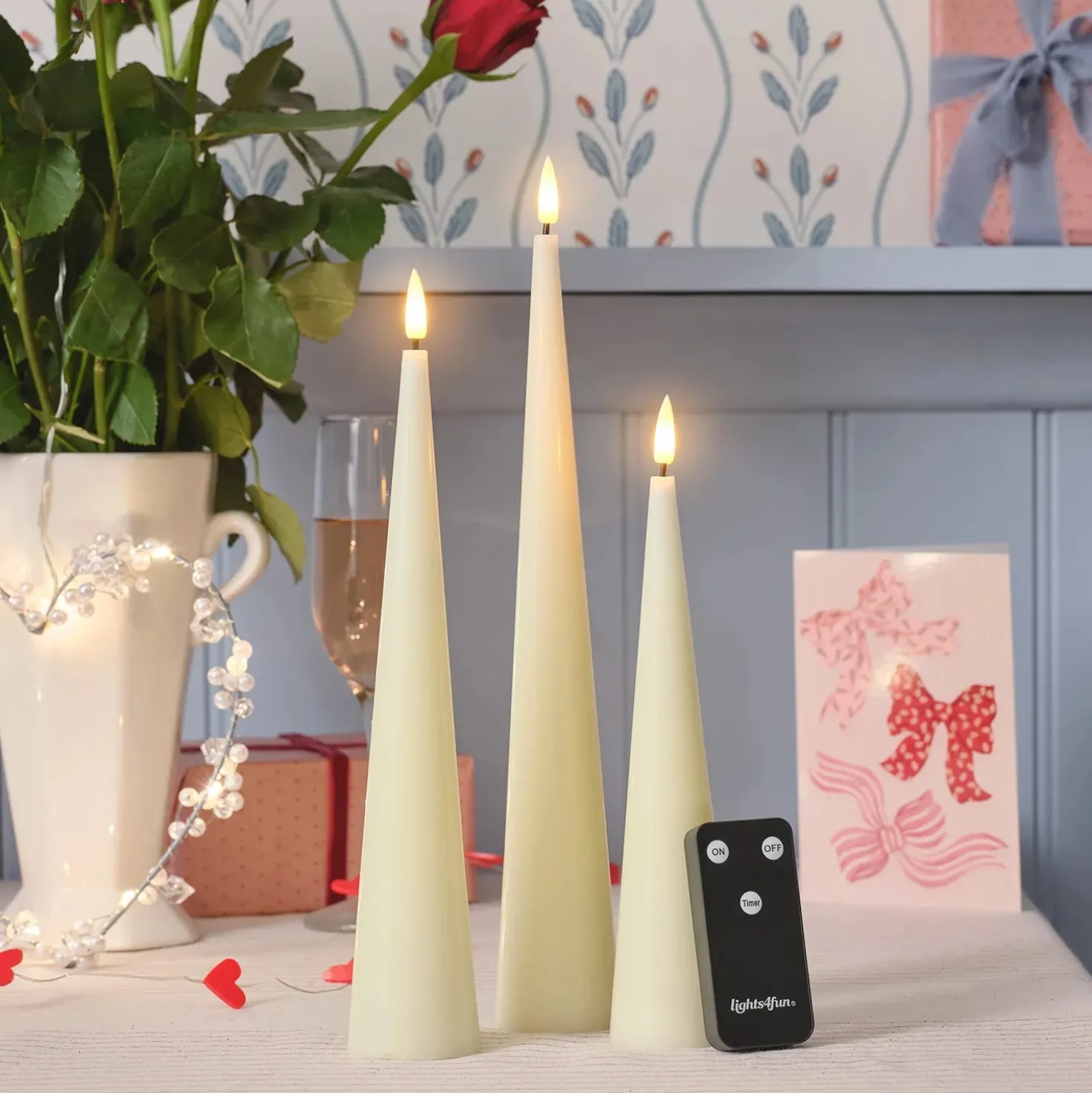 3er Set TruGlow® LED Kerzen in Kegelform elfenbeinfarben