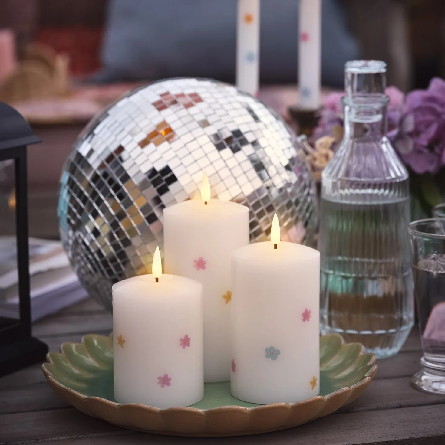 3er Set TruGlow® LED-Kerzen mit Blumen & Fernbedienung