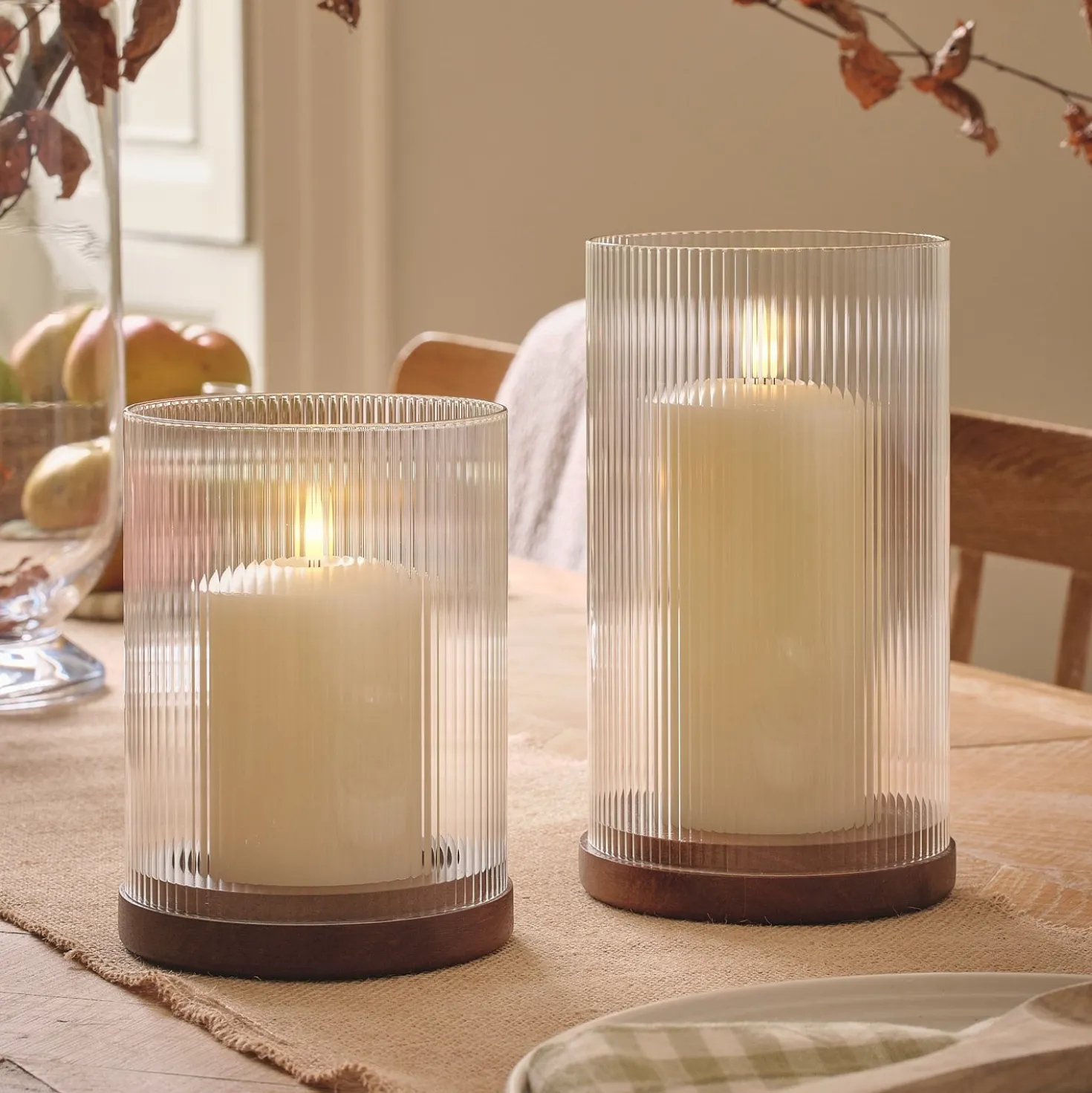 2er Set TruGlow® LED-Windlichter aus geriffeltem Glas mit Fernbedienung