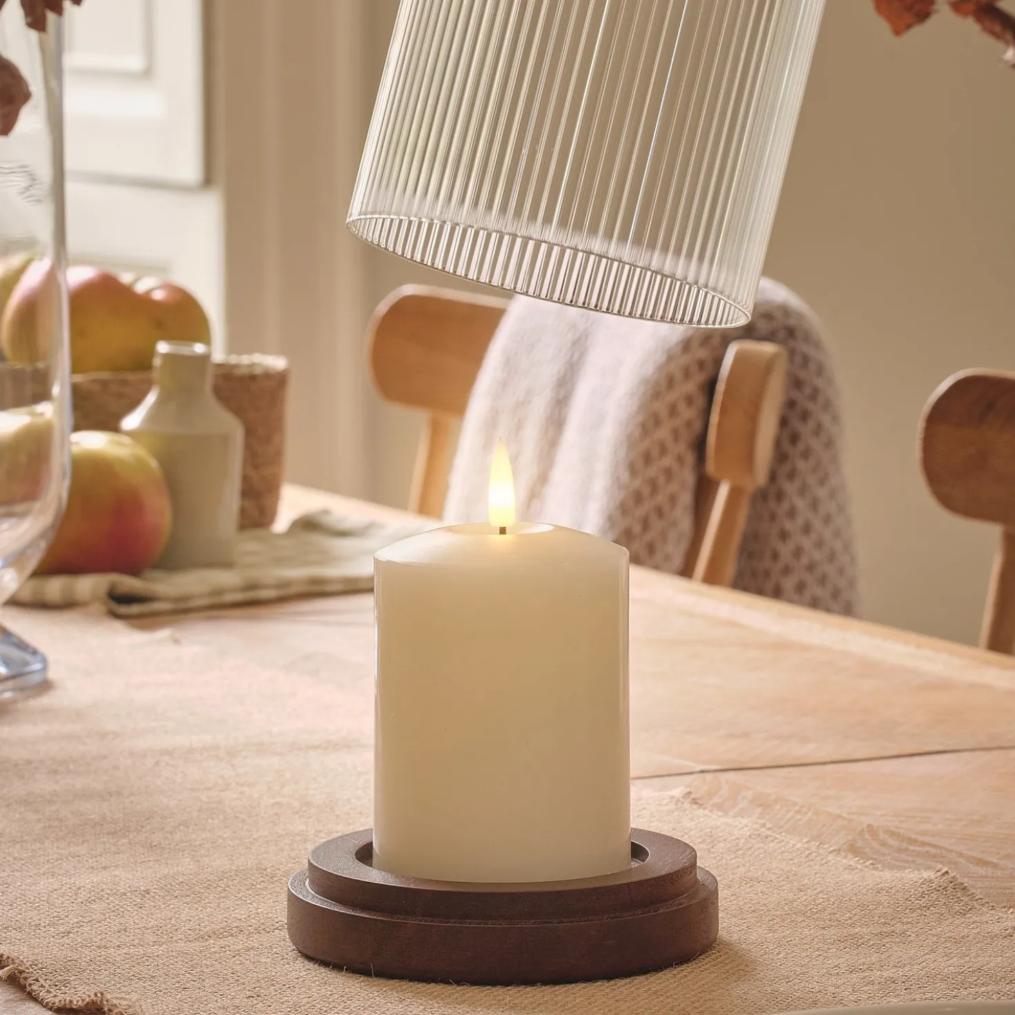 2er Set TruGlow® LED-Windlichter aus geriffeltem Glas mit Fernbedienung
