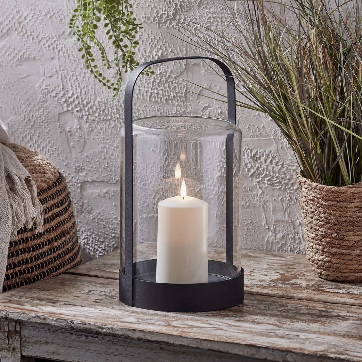 2er Set Windlichter Glas schwarz mit TruGlow® Outdoor Kerze