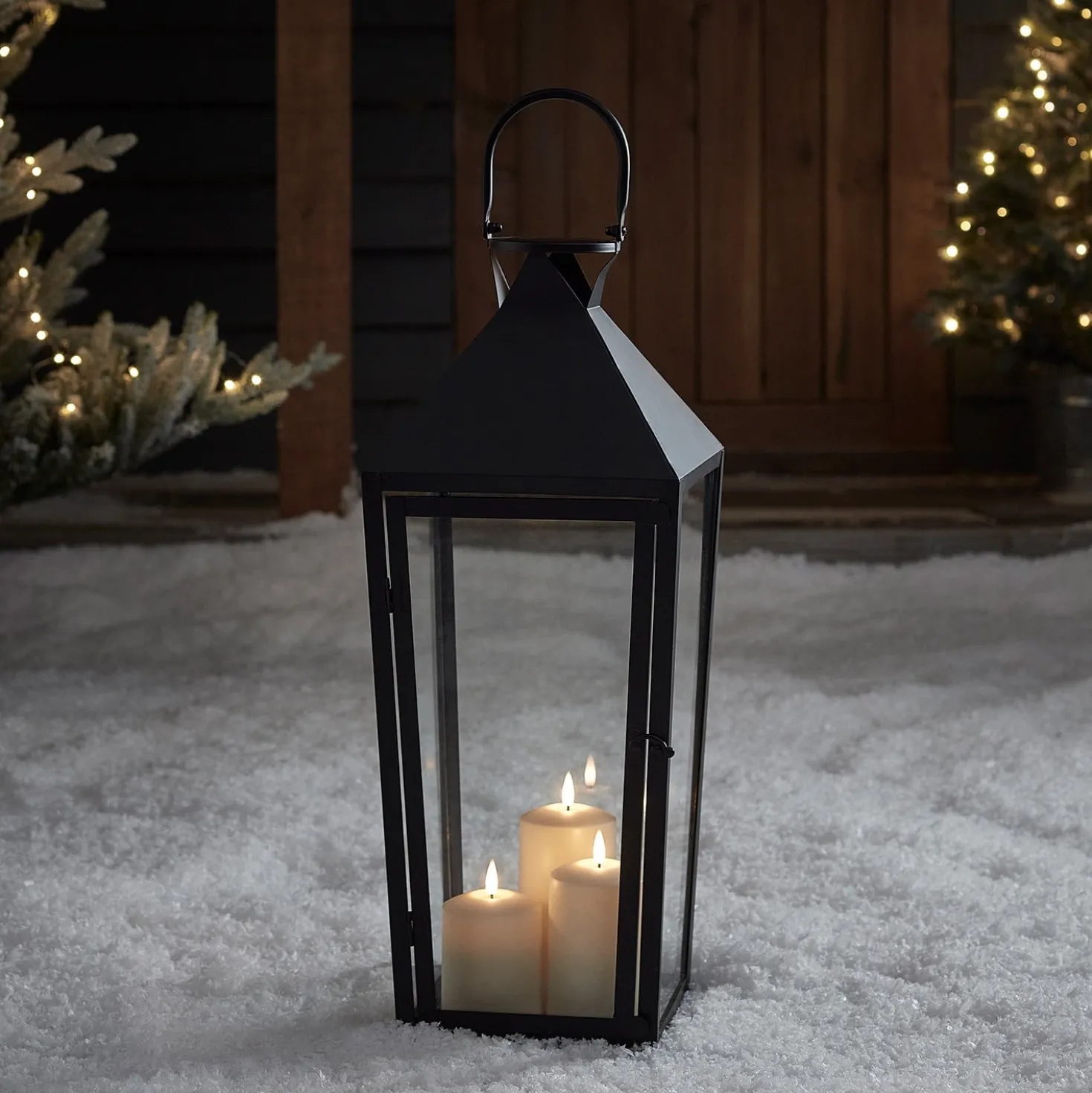 Große Cairns Metall Laterne in Schwarz mit 3 TruGlow® Outdoor Kerzen