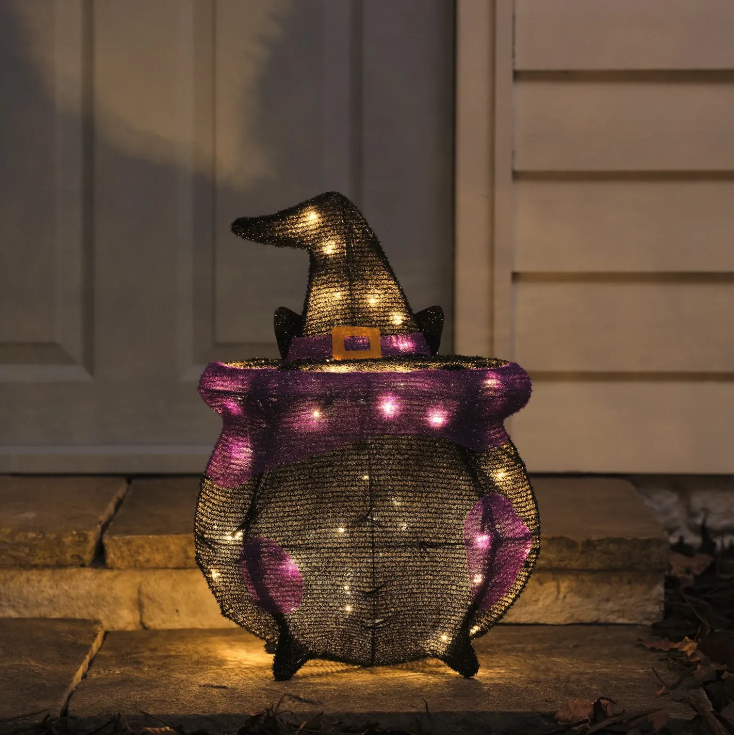 "Katze im Kessel" LED-Halloween-Figur für den Außenbereich
