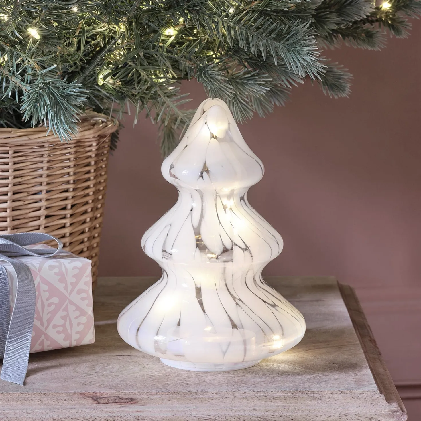 LED Glas Tannenbaum weiß gefleckt