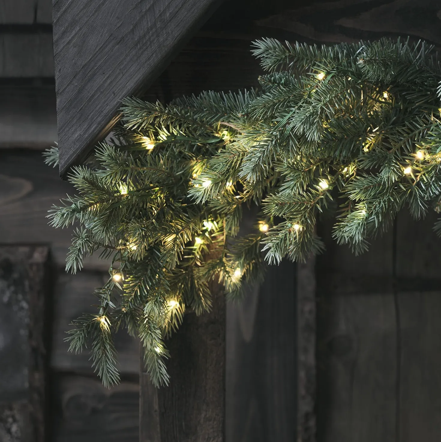 1,5m Bicolor LED Weihnachtsgirlande Tannenzweige