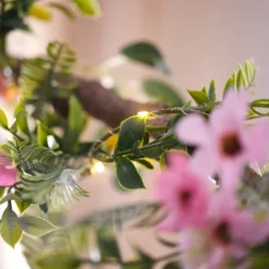 1,5m Frühlingsgirlande mit Micro Lichterkette