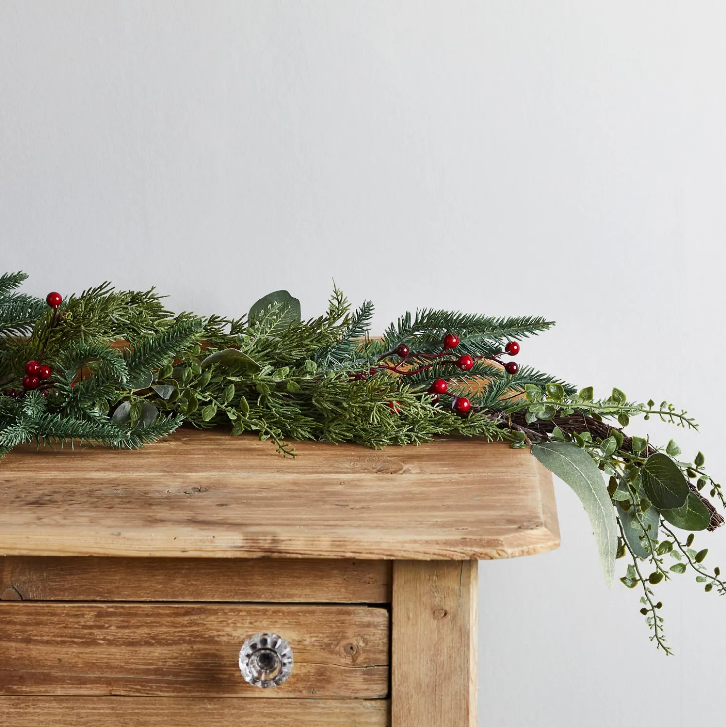 2m rote Beeren Weihnachtsgirlande mit Beleuchtung