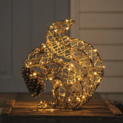 Sherwood Rattan LED-Gartenfigur Eichhörnchen mit 60 LEDs und Timer