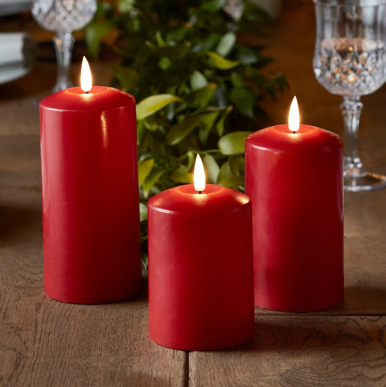 TruGlow® LED Kerzen Echtwachs Trio rot