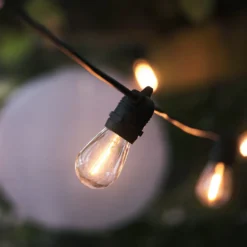 Ultimate Connect 55m 110er LED Lichterkette Glühbirnen warmweiß koppelbar schwarzes Kabel